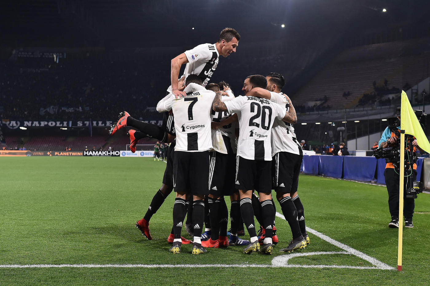 他在洛杉矶 他在洛杉矶