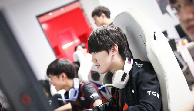 特别版围巾 特别版围巾